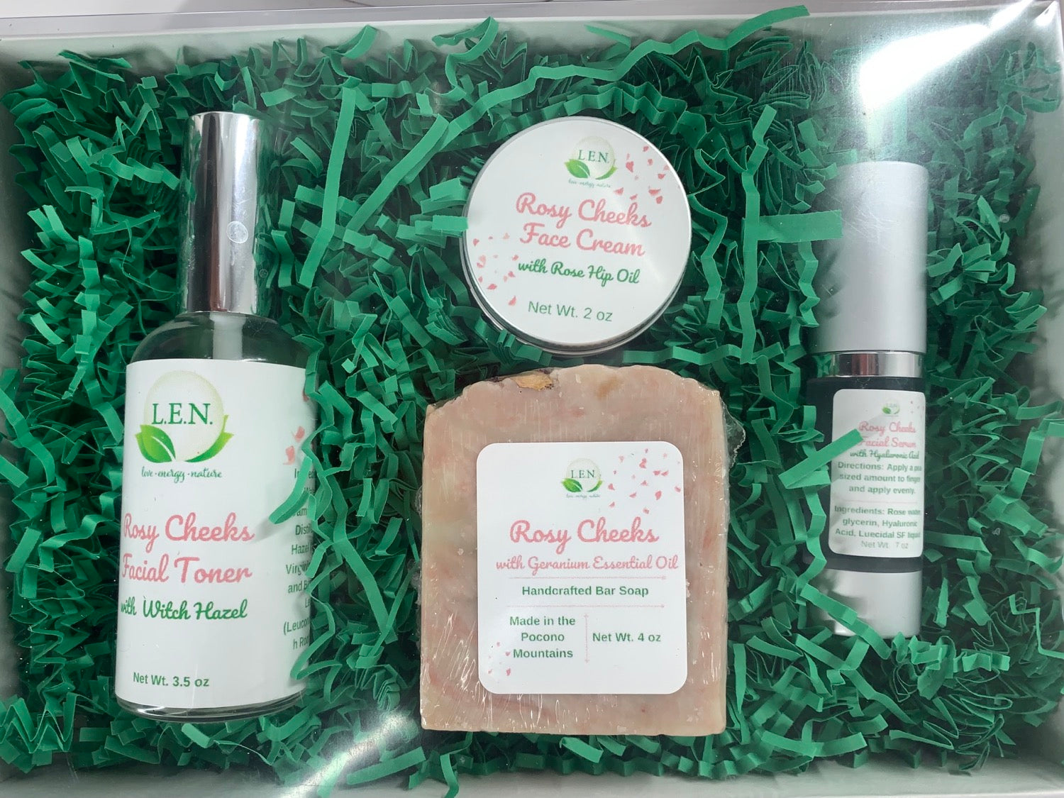 Rosy Cheeks Facial Kit image 0